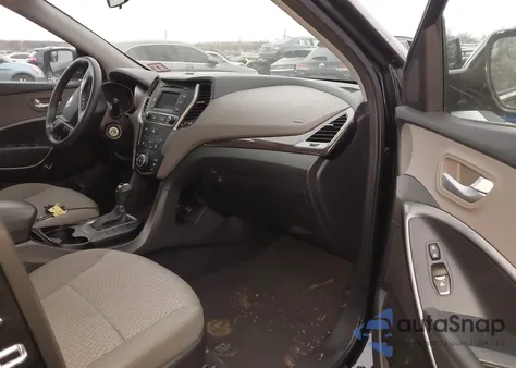 2017 Hyundai Santa Fe Sport 2.4L z USA, uszkodzony, nr VIN 5NMZT3LB0HH004431